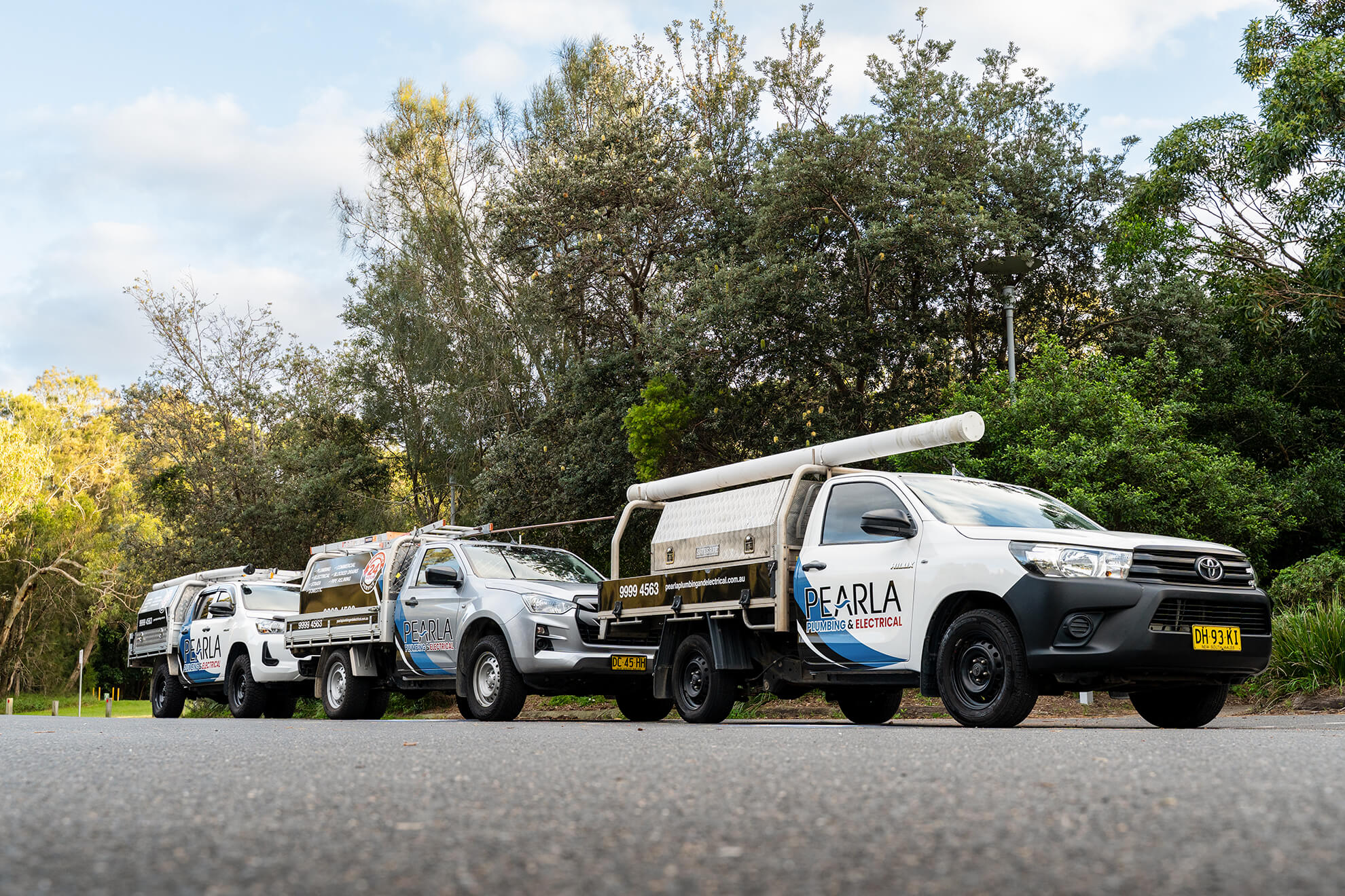 three Pearla professional plumbers cars in sydney